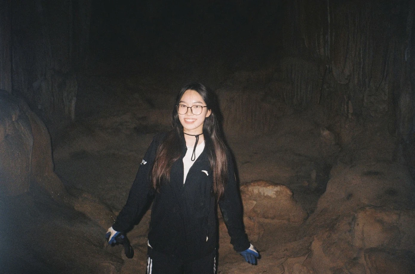 Đối với Dương, kênh TikTok chính là cách để em khẳng định thế mạnh của bản thân mình. Ảnh: NVCC