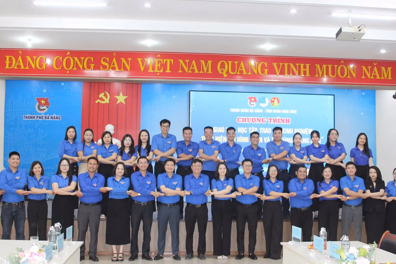 2aoboqhomisyj5g7kdmy5gqvysmyrmwy735u0qs49.jpg