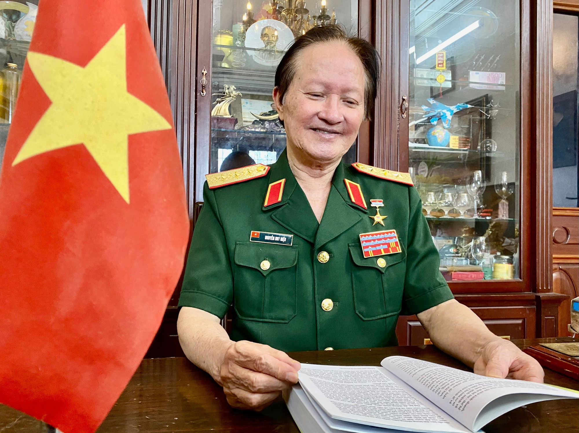 Thượng tướng, viện sỹ Nguyễn Huy Hiệu.