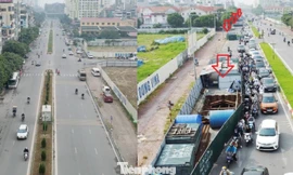 Hà Nội: Dỡ hàng rào thi công trên đường Vũ Trọng Khánh, phương tiện đi lại thế nào?