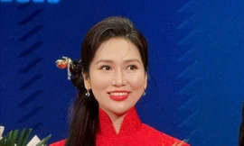 NSƯT Như Huỳnh giành HCV nhờ vai bà chúa thơ Nôm Hồ Xuân Hương