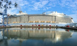 Lý do du thuyền chở 4.000 khách từ Hồng Kông không thể cập cảng TPHCM