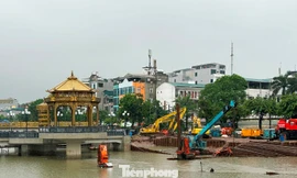 Đập tràn sông Tô Lịch ra sao khi nước dâng cao bất thường?