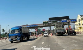 Đề nghị xem lại thời gian hoạt động và vị trí trạm thu phí số 1 trên quốc lộ 5