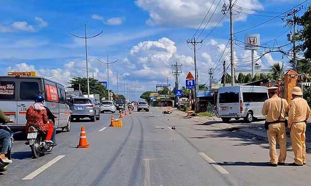 Va chạm liên hoàn trên đường dẫn cao tốc, cụ ông tử vong