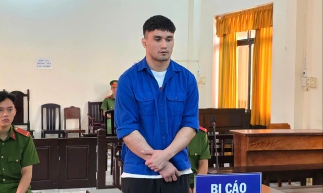 Mang hơn 36.000 USD giả vào Phú Quốc tiêu thụ, người đàn ông Uzbekistan lĩnh 6 năm tù