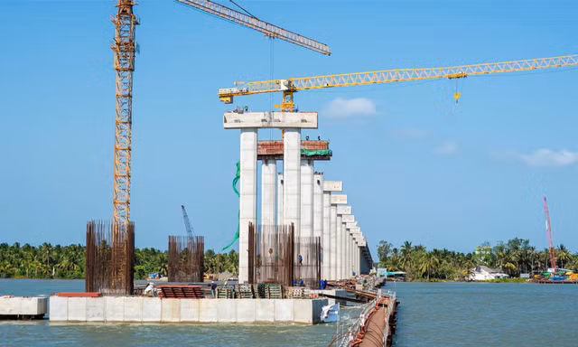 Tăng tốc thi công cầu Đại Ngãi 1 nối Vĩnh Long - Cần Thơ