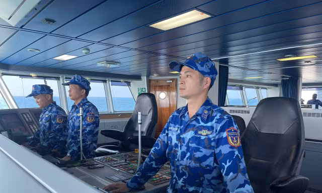 Ăn Tết giữa trùng khơi: Khi con tàu là nhà, biển cả là quê hương