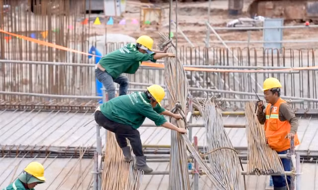  2.600 người làm xuyên Tết trên đại công trường dự án APEC ở Phú Quốc