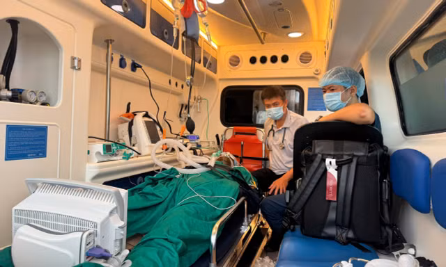 Nạn nhân nguy kịch cuối cùng vụ lật ca nô Phú Quốc được chuyển tới Bệnh viện Chợ Rẫy