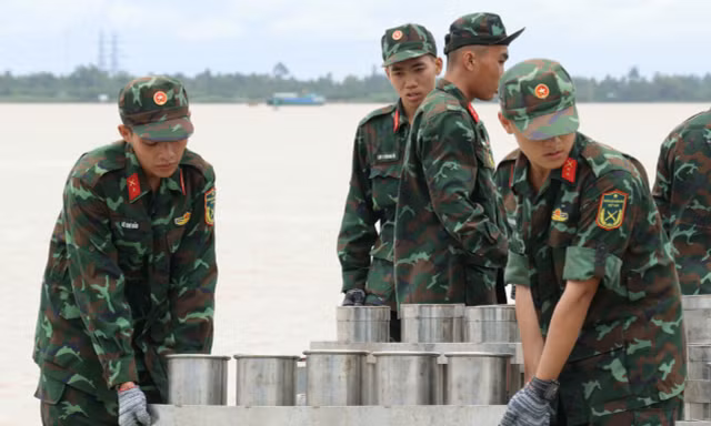 Cận cảnh trận địa 1.000 pháo hoa mừng 80 năm tại Cần Thơ 