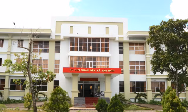 An Giang chuyển hồ sơ vụ chiếm đoạt tiền trợ cấp xã hội sang công an