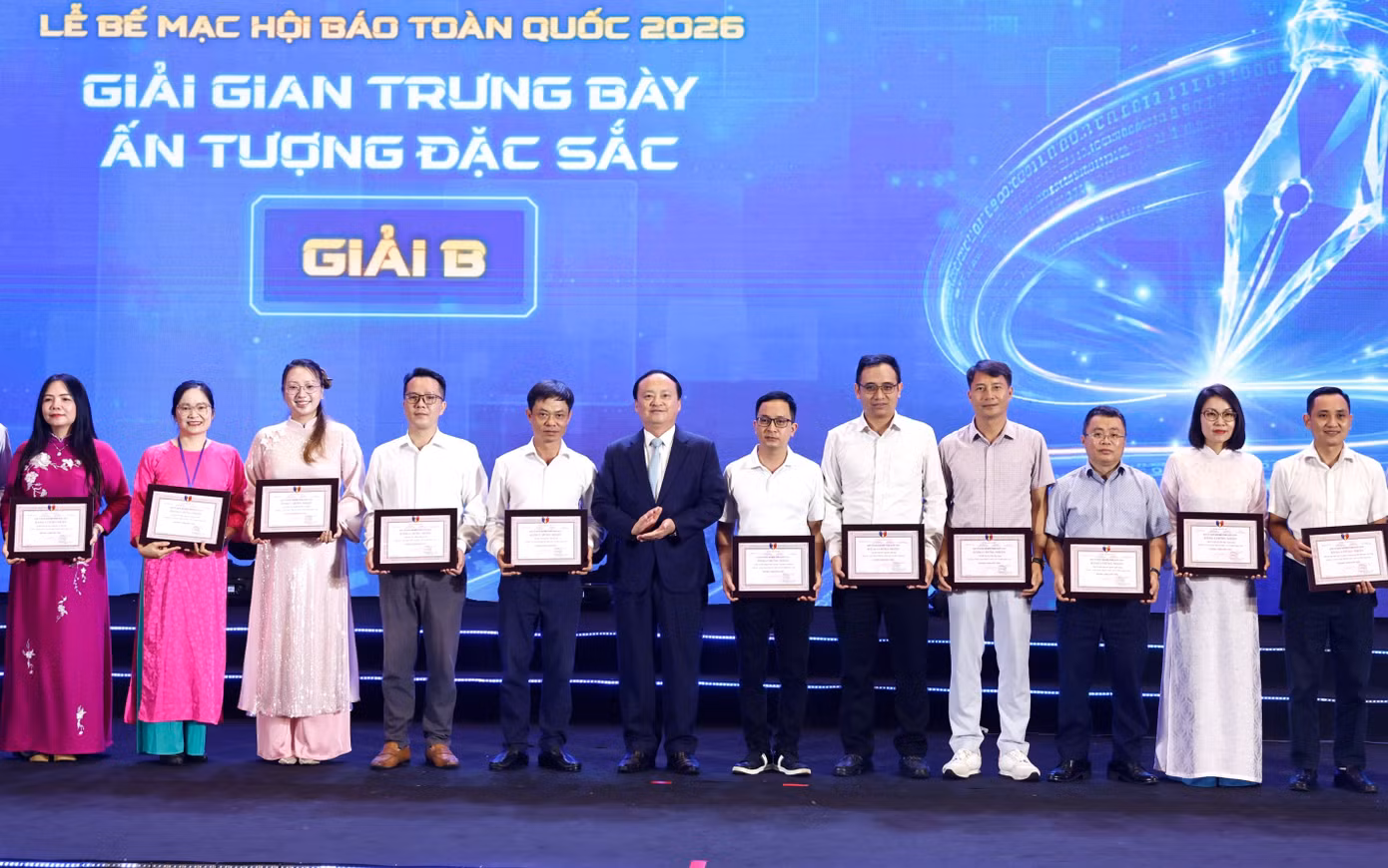 cad64478-cb79-4665-a182-cfe85578235c-8490.jpg