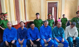 Các bị cáo tại phiên tòa.