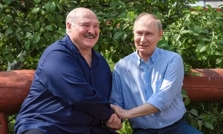 Căng thẳng với Ukraine gia tăng, Tổng thống Nga gặp Tổng thống Belarus