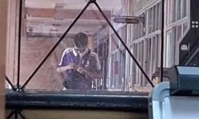 Thái Lan: Nam sinh nổ súng đoạt mạng nhiều giáo viên và bạn học