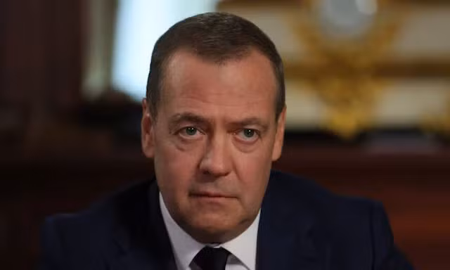 Ông Dmitry Medvedev hoài nghi Mỹ