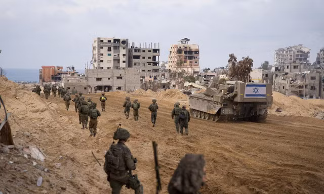 Quân đội Israel bất ngờ đổ bộ căn cứ phòng không gần thủ đô của Syria