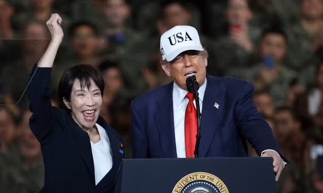 Thăm tàu sân bay, Tổng thống Donald Trump tuyên bố Mỹ đang chuyển tên lửa cho Nhật Bản