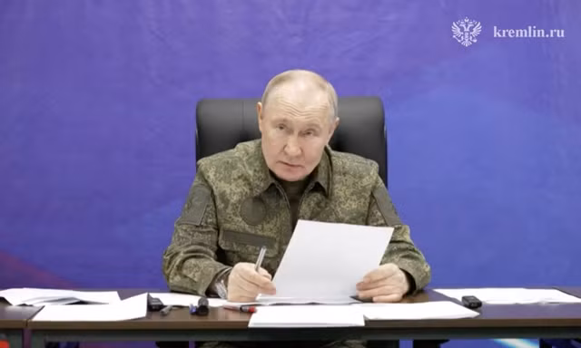 Nga cùng lúc tuyên bố kiểm soát hai thành phố trọng điểm trong chiến dịch ở Ukraine