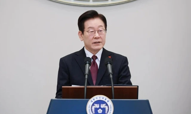 Tổng thống Hàn Quốc dùng chim cánh cụt để kêu gọi Chủ tịch Triều Tiên gặp mặt