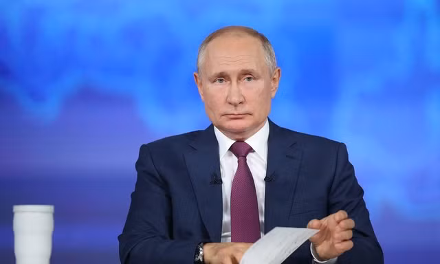 Tổng thống Vladimir Putin cam kết thúc đẩy bộ ba hạt nhân Nga