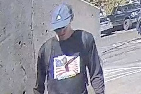FBI trao thưởng 100.000 đô la để bắt giữ tay súng gây ra vụ ám sát rúng động nước Mỹ