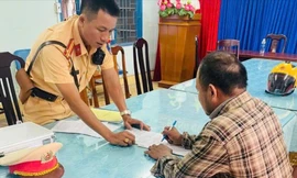 Bị xử phạt vì đi ngược chiều, tài xế ô tô khai do tin Google Maps