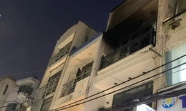 Cháy nhà 3 tầng ở TPHCM