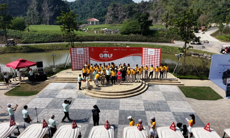 Toàn cảnh lễ khai mạc Giải Tiền Phong Golf Championship 2025