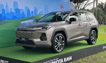 Cận cảnh Toyota RAV4 2026 xuất hiện tại Đông Nam Á