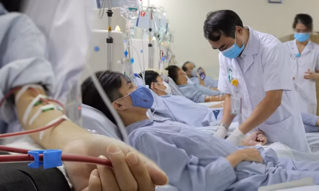 Người trẻ đối diện với suy thận từ thói quen ăn uống, dùng thuốc tưởng vô hại