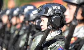 Học viên Công an nhân dân luyện tập trong nắng nóng hơn 40 độ C thực hiện nhiệm vụ A80