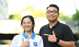 Gặp lại hai sinh viên tình nguyện cõng cựu chiến binh trong ngày đại lễ A80