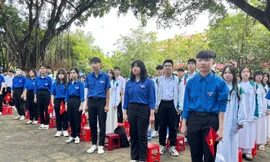 Không khí khai giảng năm học mới tại trường THPT Nguyễn Trãi, Quảng Ngãi