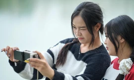 Du khách phương Nam cảm nhận nhịp sống chậm giữa lòng Hà Nội