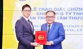 Đồng Nai trao giấy chứng nhận đầu tư cho dự án Trung tâm thương mại AeonMall lớn nhất Việt Nam