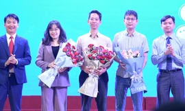 Sinh viên Việt Nam bàn về ‘Thu hút và quản lý nhân lực trong kỷ nguyên AI’