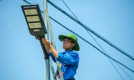 Mang ánh sáng vật lý và tri thức đến vùng cao Tràng Xá