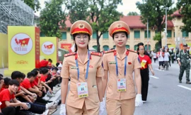 Những ‘bông hoa thép’ trên Quảng trường Ba Đình trong ngày Đại lễ