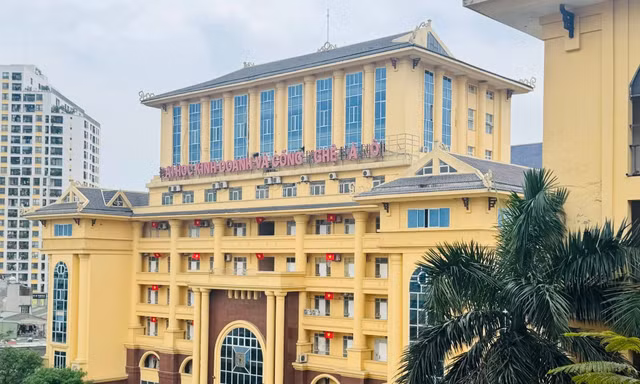 Trường ĐH Kinh doanh và Công nghệ Hà Nội họp hội đồng kỷ luật hai sinh viên Y khoa phát trực tiếp phản cảm