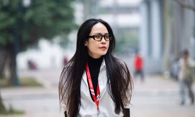 Nữ giảng viên Bách khoa gây sốt TikTok: 'Đầu tư cho bản thân là khoản đầu tư sinh lời nhất'