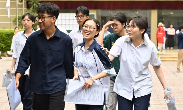 Giáo viên đánh giá đề Ngữ văn 2026: Phổ điểm chủ yếu từ 6,5 đến 7,5, chú ý chi tiết quan trọng câu 'Steve Jobs'