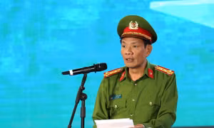 Cán bộ Đoàn Cảnh sát Cơ động phải bám sát thao trường, lăn lộn cùng chiến sĩ 