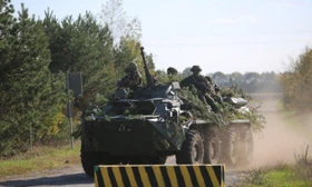 Ukraine điều quân từ biên giới Belarus đến 3 điểm nóng trên tiền tuyến