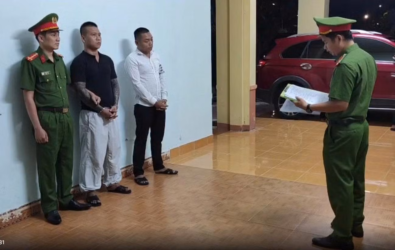 dung-sung-gay-roi.jpg