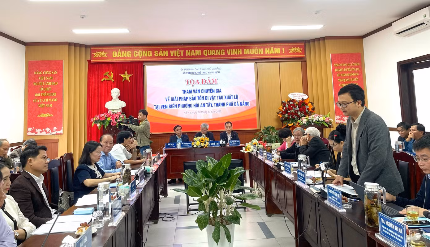 toa-dam-tham-van-chuyen-gia-ve-giai-phap-bao-tin-tau-co.jpg