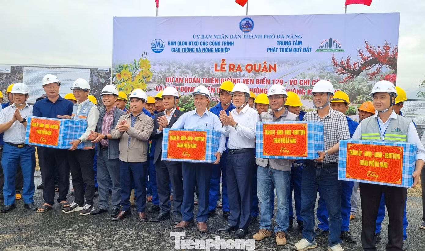 tp-ra-quan-du-an-hoan-thien-duong-ven-bien.jpg