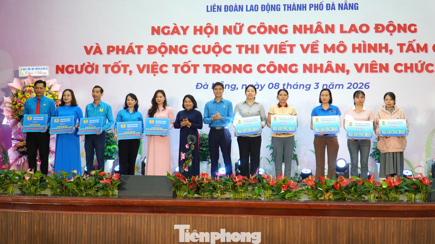 tp-trao-tang-mai-am-cong-doan.jpg