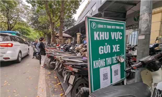 Hà Nội đặt lộ trình bãi xe máy, ô tô 100% thanh toán tự động 